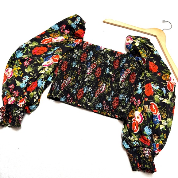 Alice + Olivia sz M Smocked Cooper Top Wild and Free Floral Puff Sleeves Medium - Picture 5 of 9
